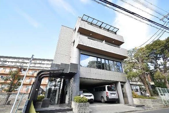 A-1340 吹田市江坂町4丁目 貸倉庫事務所